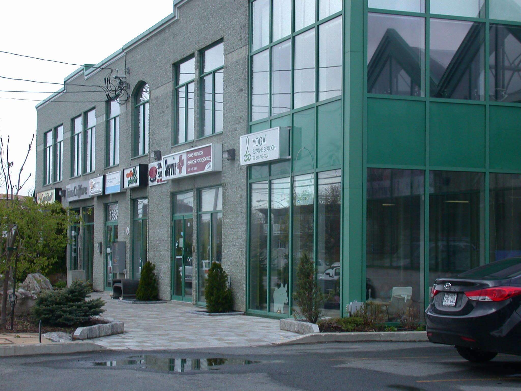 1887 Chemin du Tremblay — photo 1