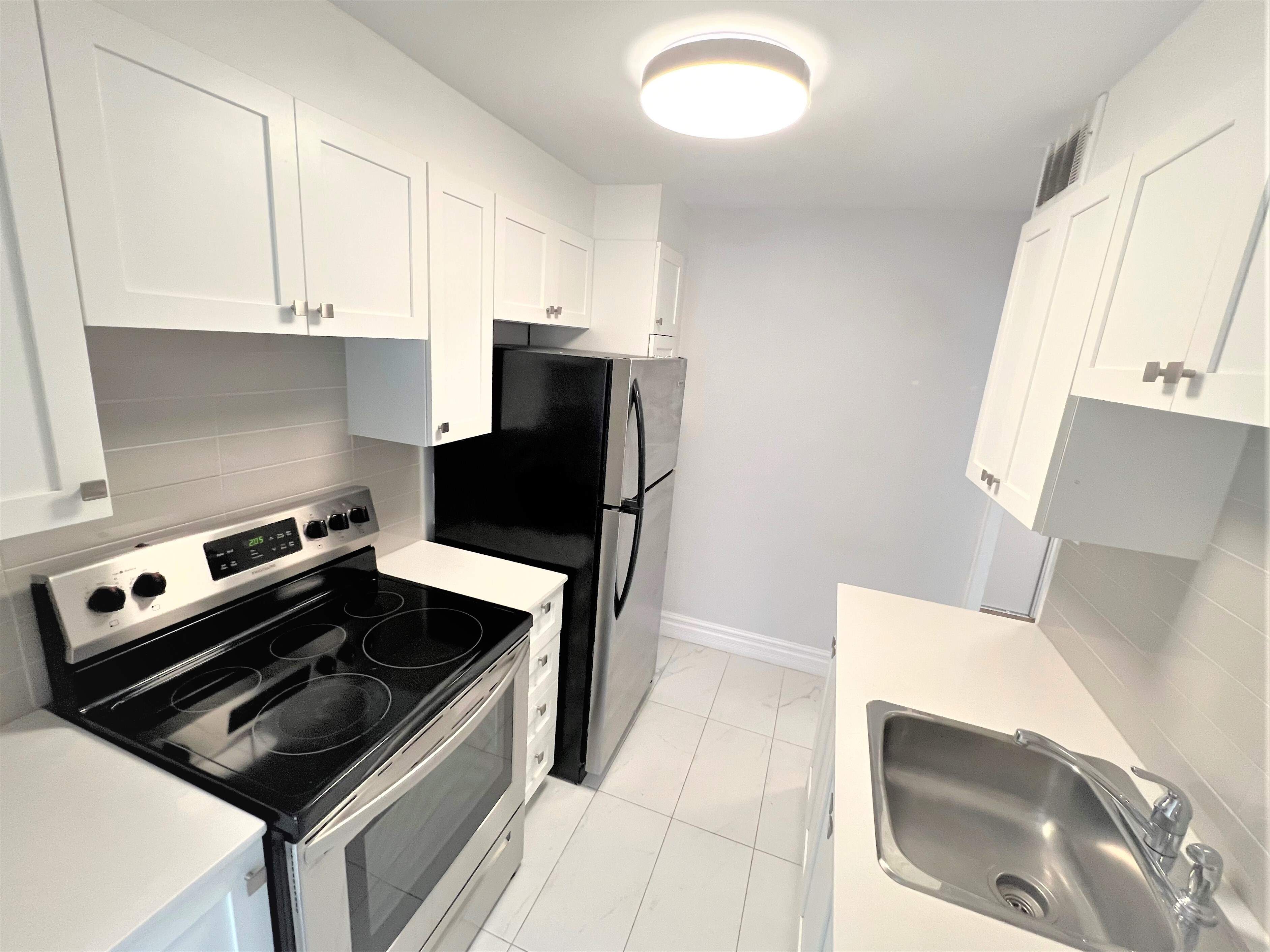 3787 Chemin de la Côte-des-Neiges — photo 1