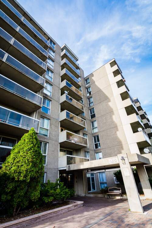 5875 Boulevard Cavendish — photo 2